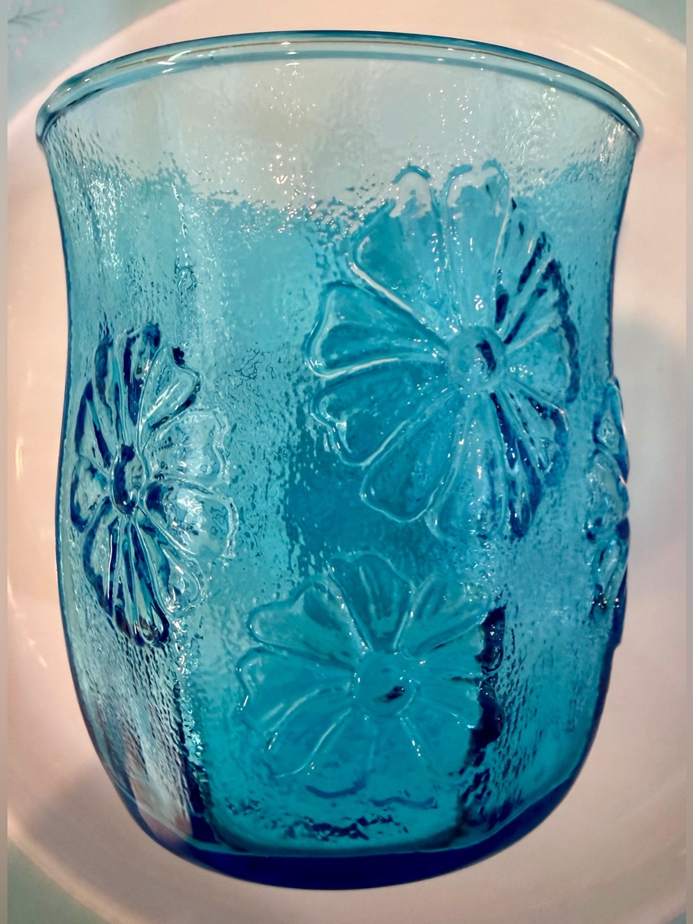 Anchor Hocking Spring Song Daisy Aqua Floral Embossed Glass Drinkware Juice Blue